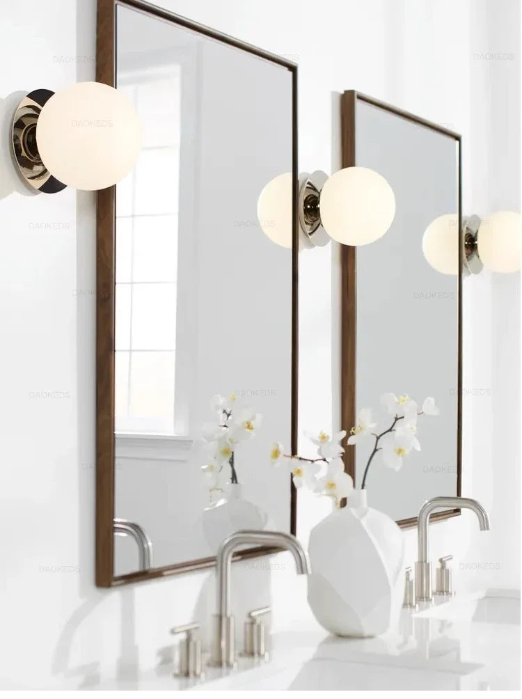 Alneda Wall Lamp