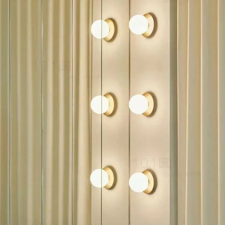 Alneda Wall Lamp