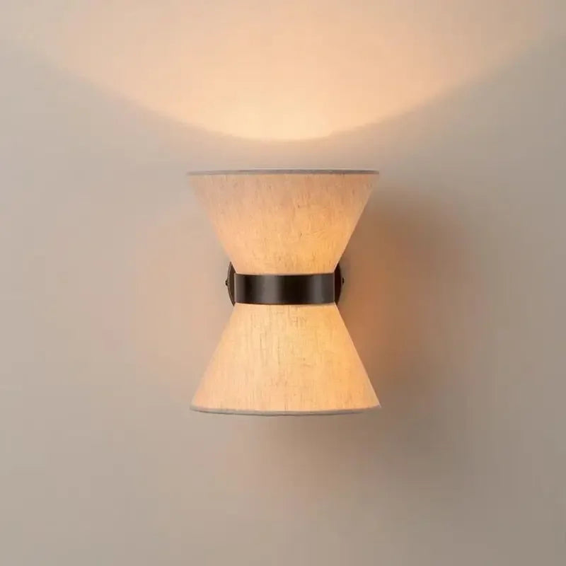 Alnorra Wall Lamp