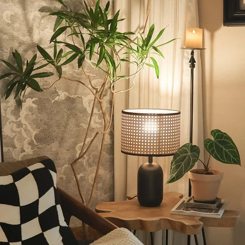 Alressa Table Lamp