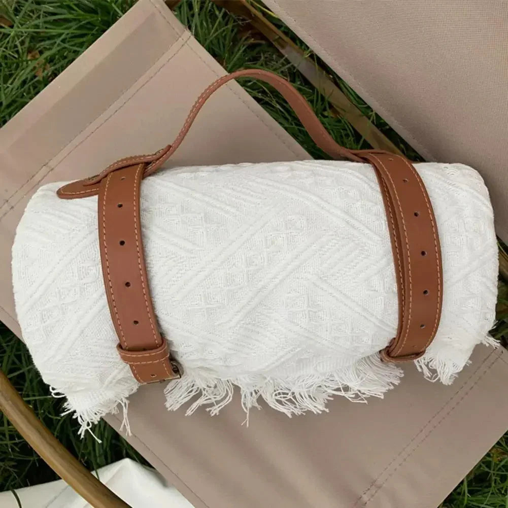 Anbeda Blanket with Strap