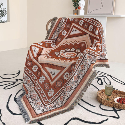 Anbyra Throw Blanket
