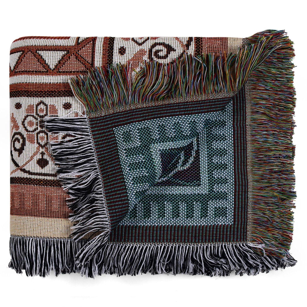 Anbyra Throw Blanket
