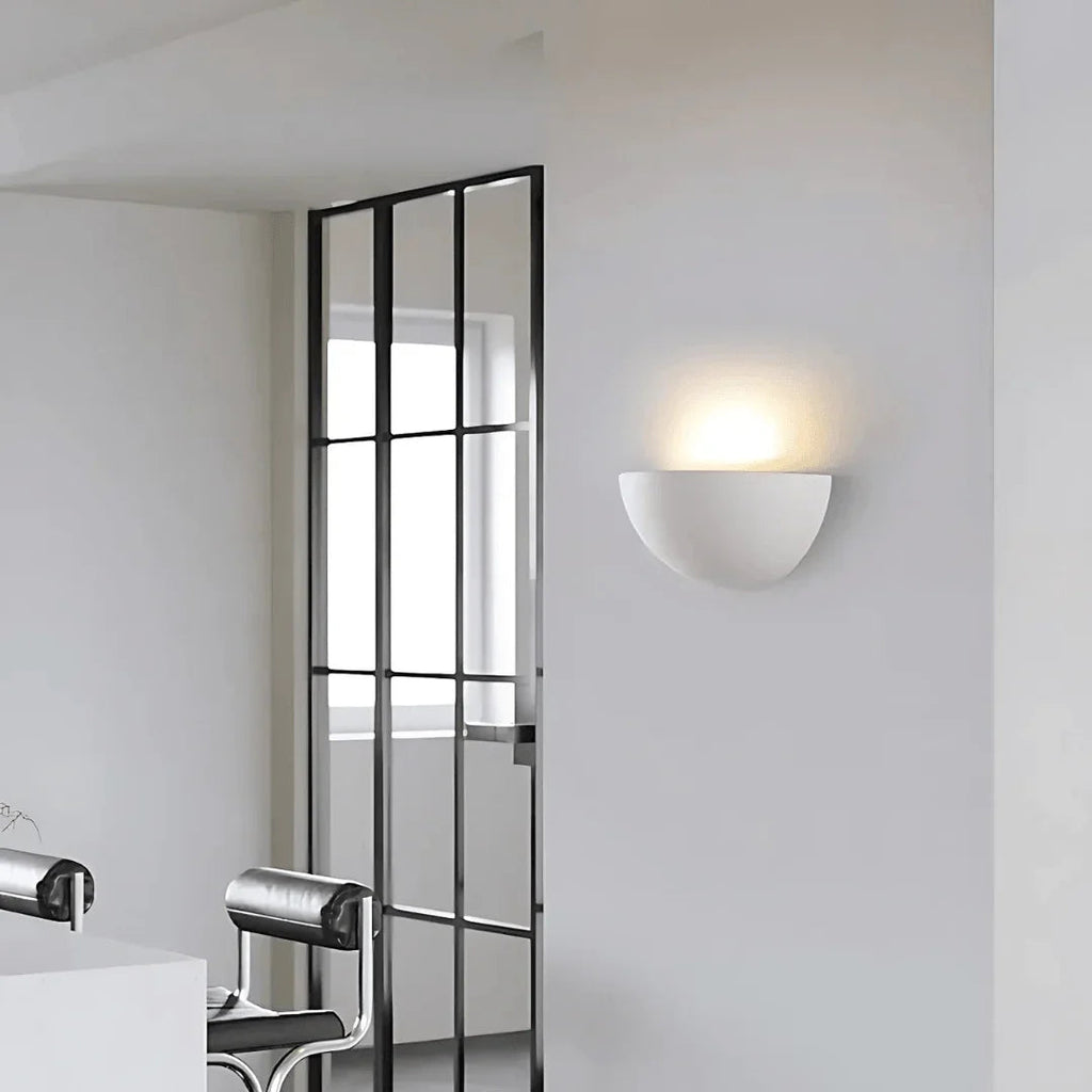 Andunda Wall Lamp