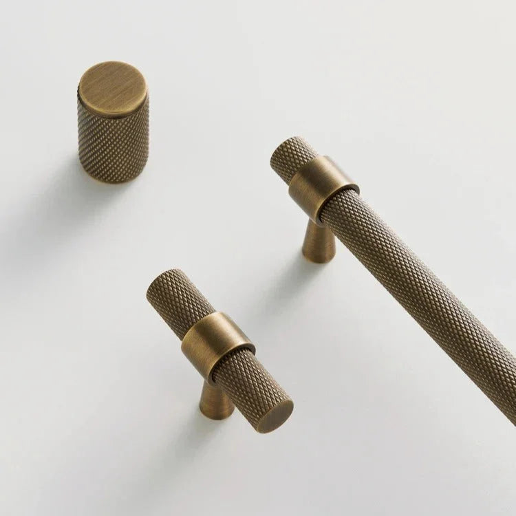 Anlessa Cabinet Handle