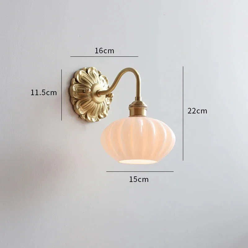 Anndoda Brass Lamp