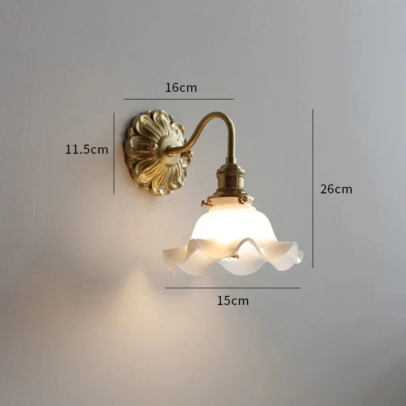 Anndoda Brass Lamp
