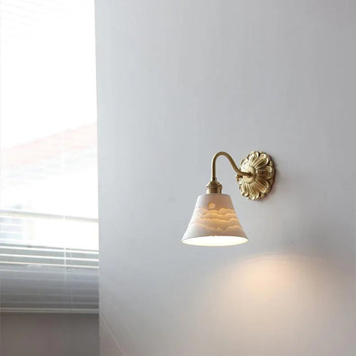 Anndoda Brass Lamp