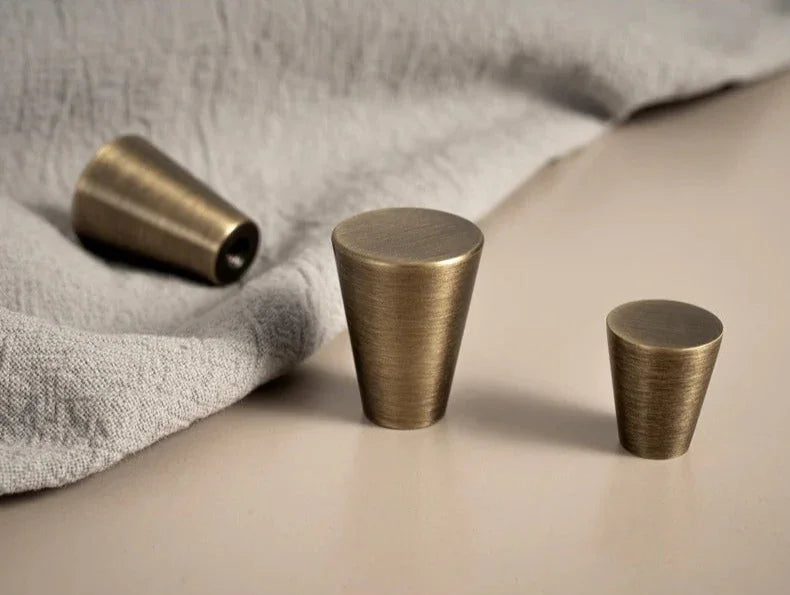 Annunda Handles and Knobs