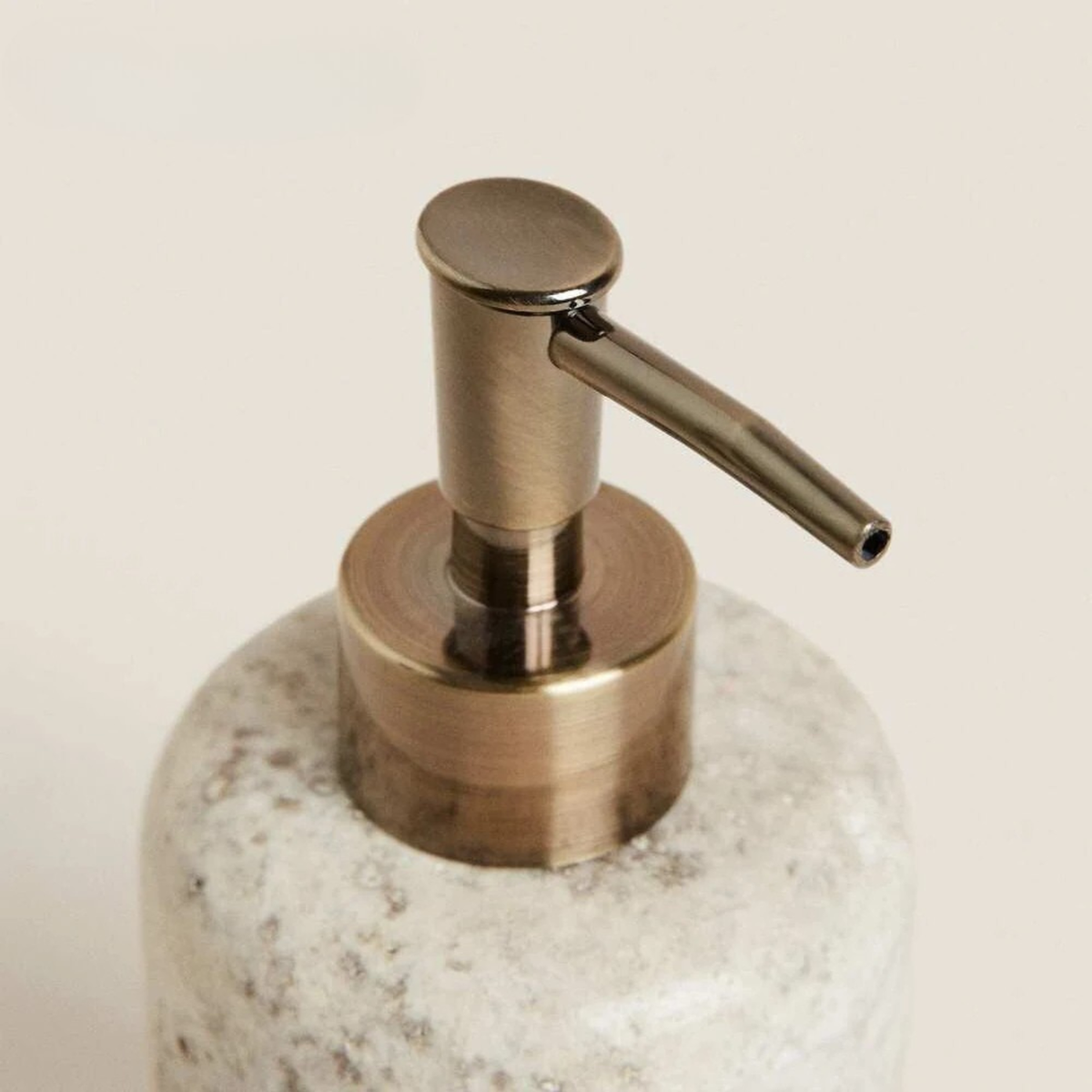 Ashdoda Bathroom Accessories