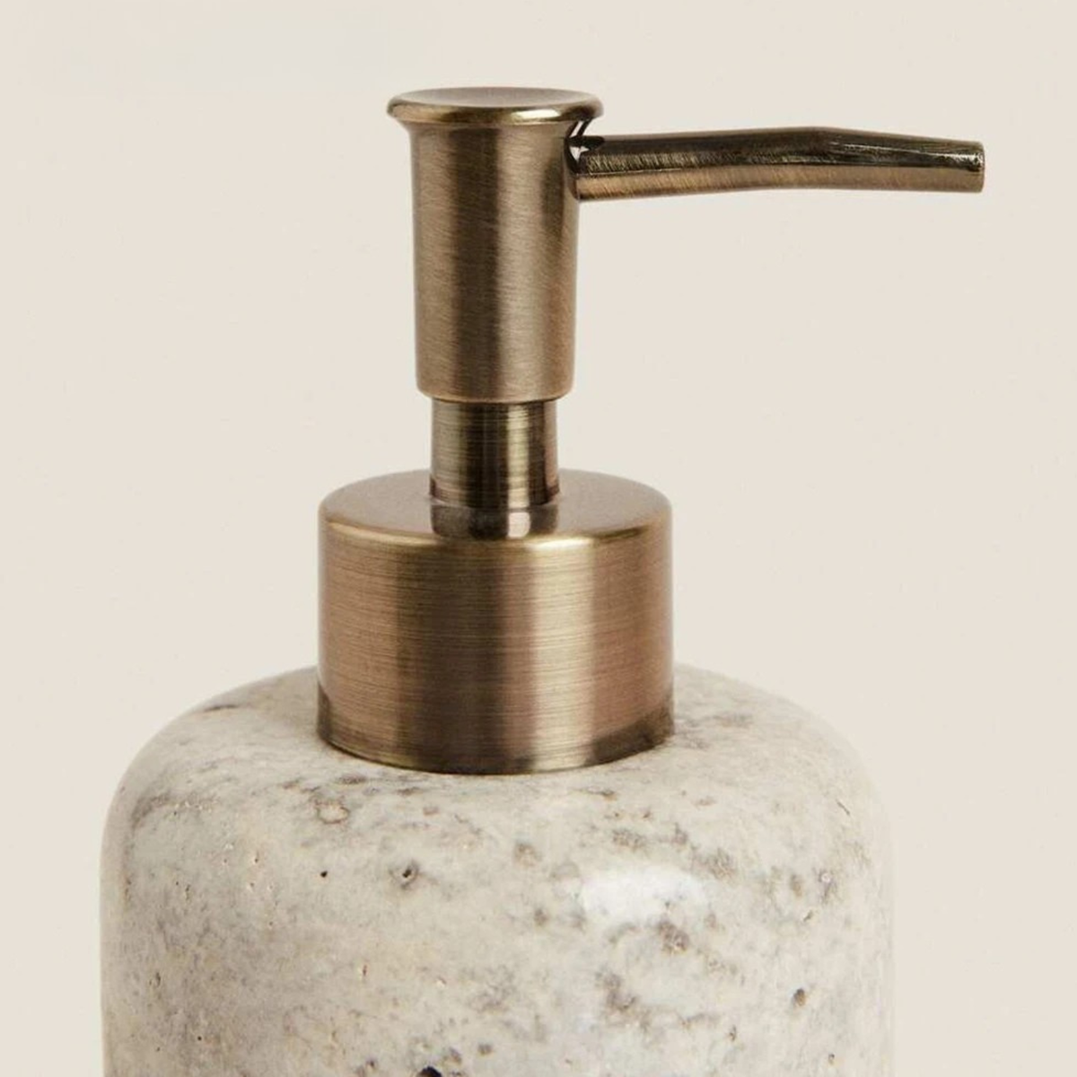 Ashdoda Bathroom Accessories