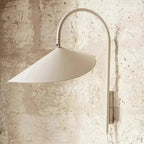 Ashndando Wall Lamp