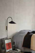 Ashndando Wall Lamp