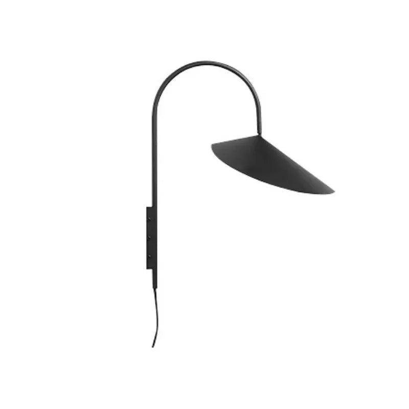 Ashndando Wall Lamp