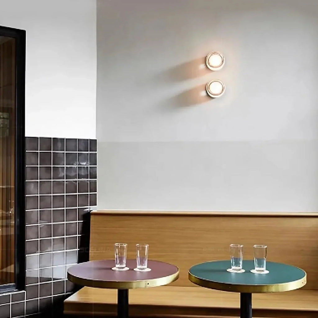 Ashstunda Wall Lamp