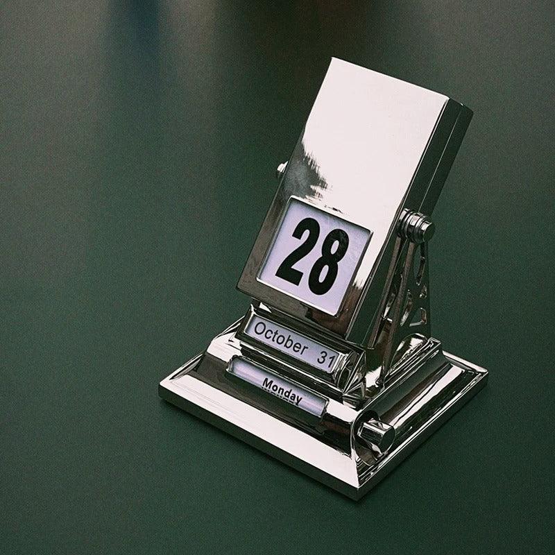 Berndina Desk Calendar
