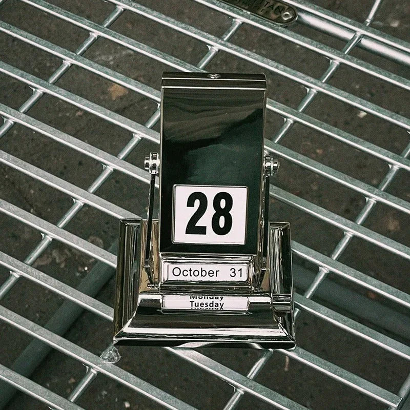 Berndina Desk Calendar