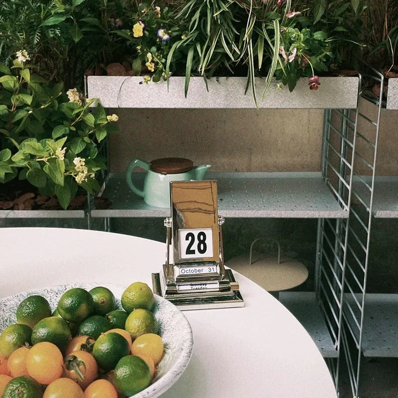 Berndina Desk Calendar