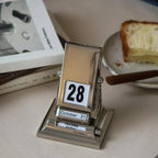 Berndina Desk Calendar
