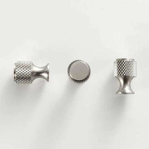 Briarridge Knurled Knobs