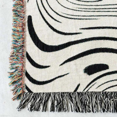 Bryfosa Throw Blanket