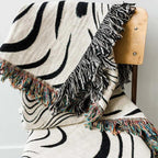 Bryfosa Throw Blanket