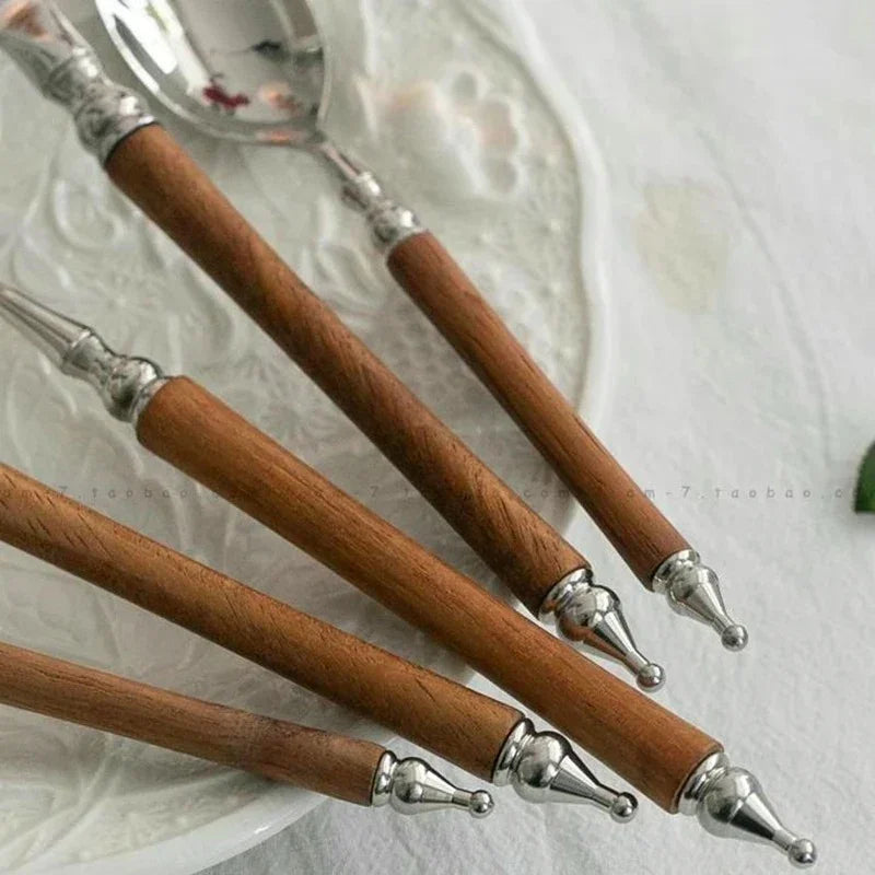 Brystunda Cutlery Set