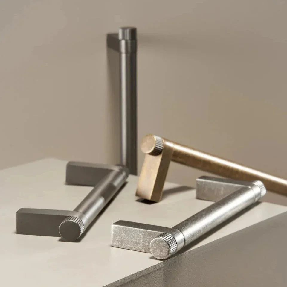 Bryvara Drawer Pull