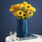 Celdando Vase