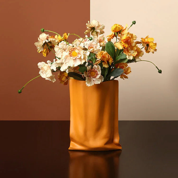 Celdando Vase