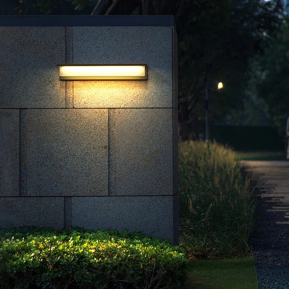 Cloveworth Solar Outdoor Wall Lamp