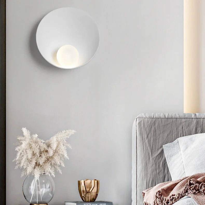 Clybirra Wall Lamp