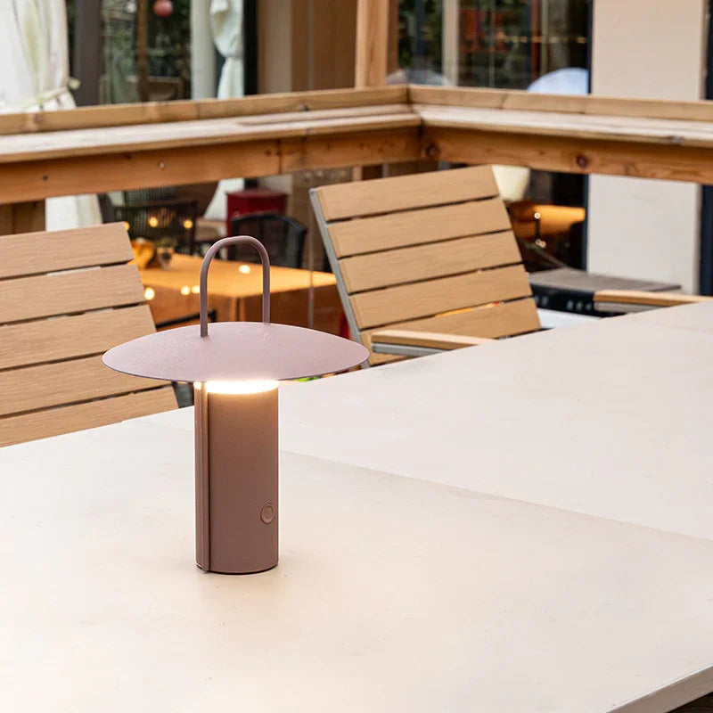 Clydando Portable Lamp