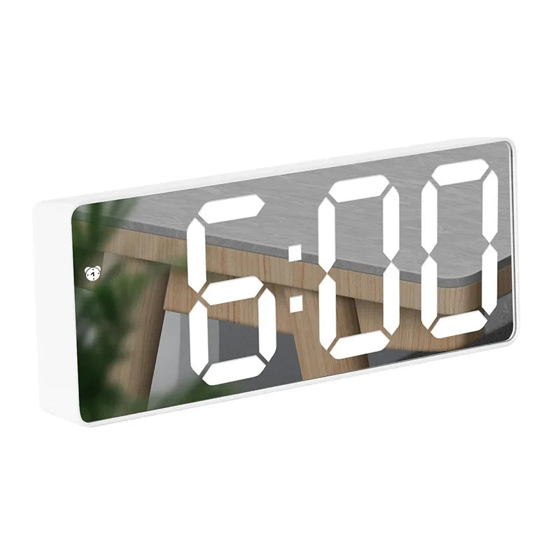 Clysteda Clock