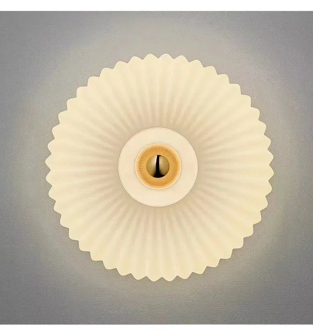 Corvura Wall Lamp - Glass