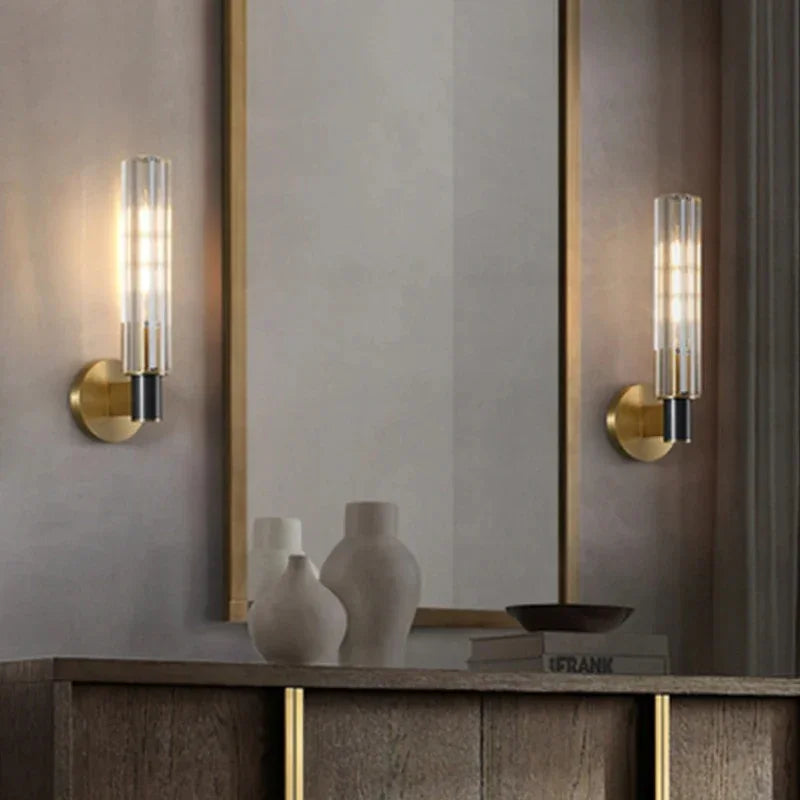 Corvura Wall Lamp