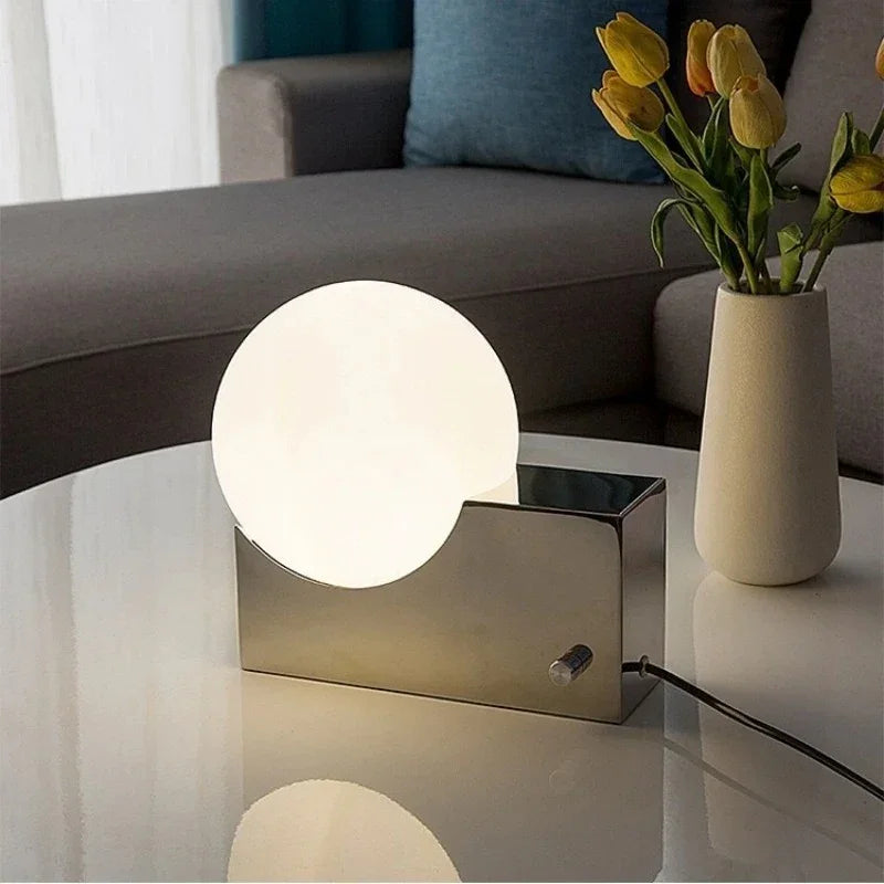 Daldella Table Lamp