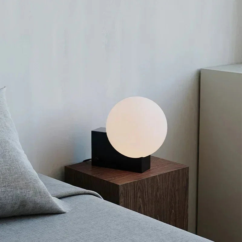Daldella Table Lamp