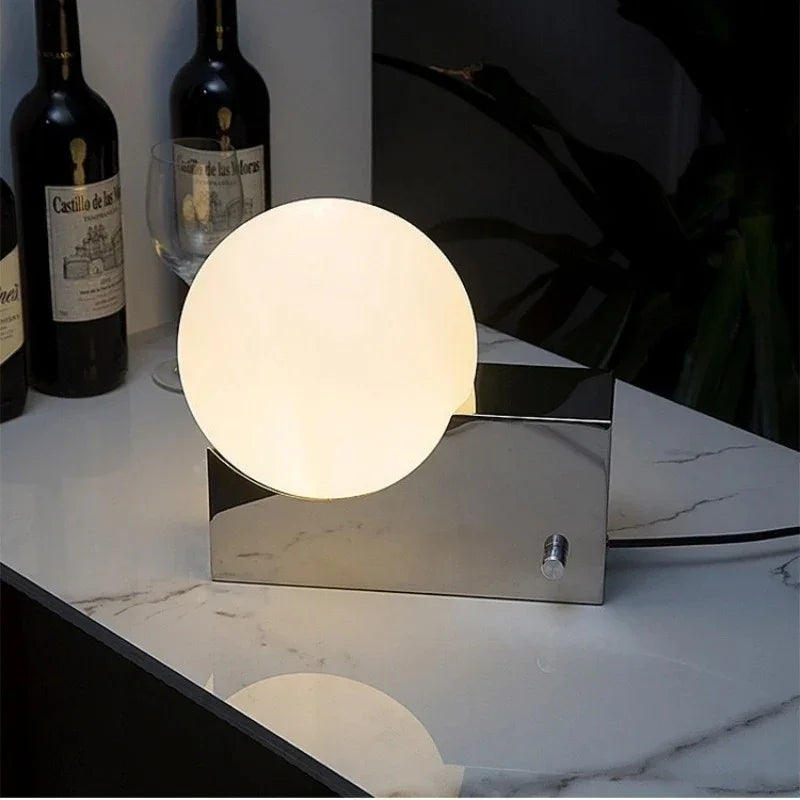 Daldella Table Lamp