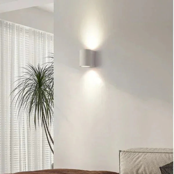 Daldynta Cement Wall Lamp