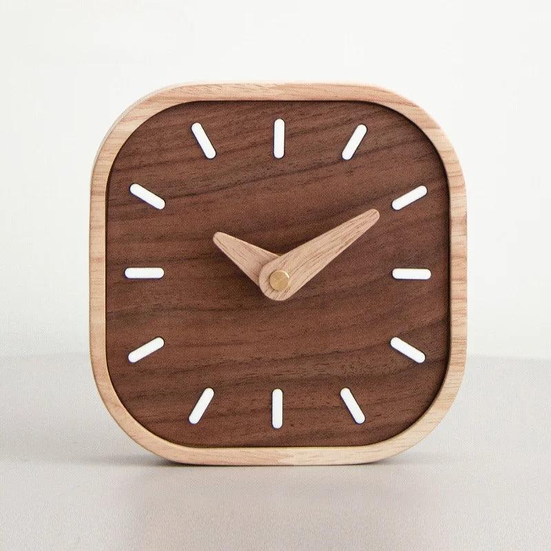 Daldynta Table Clock