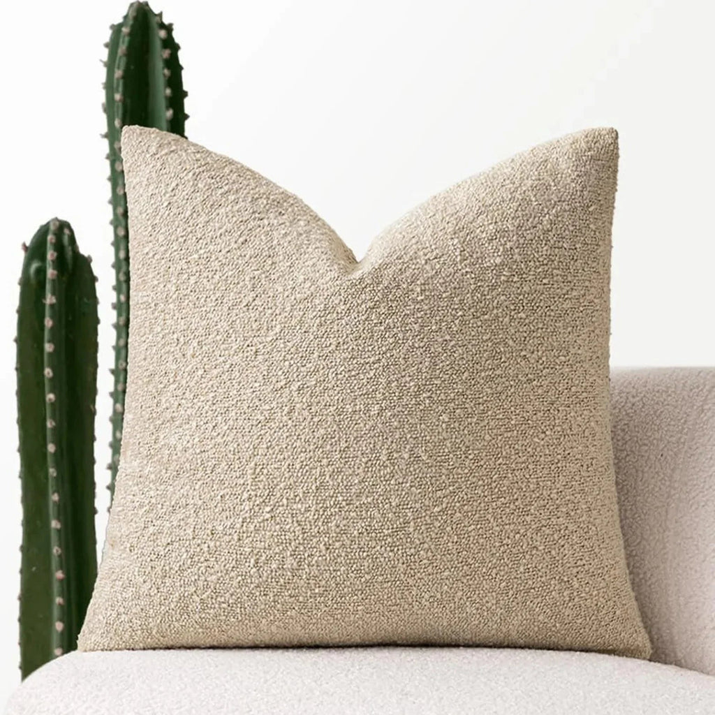 Dalnando Cushion
