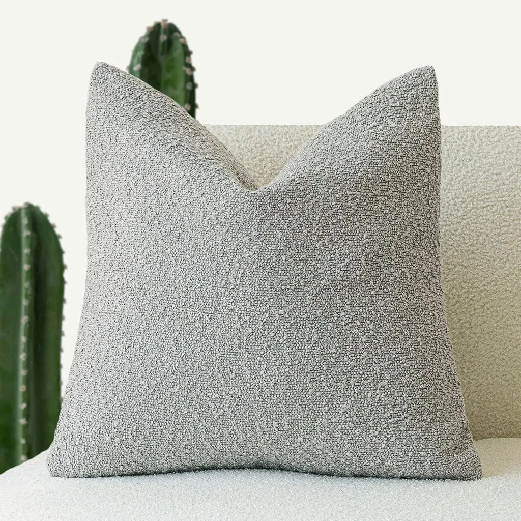Dalnando Cushion