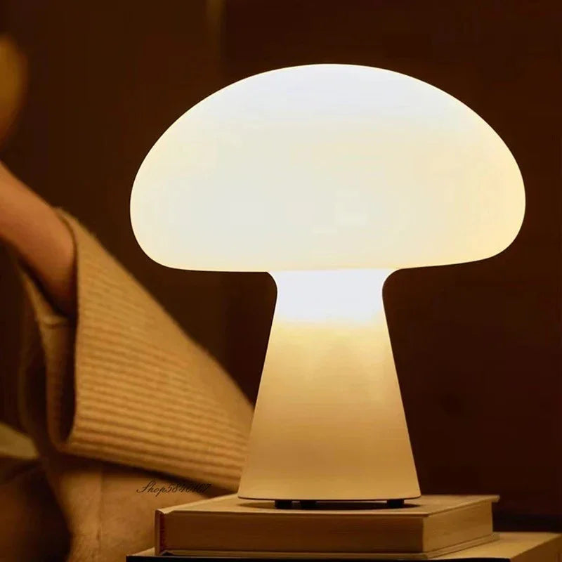 Dalnella Table Lamp