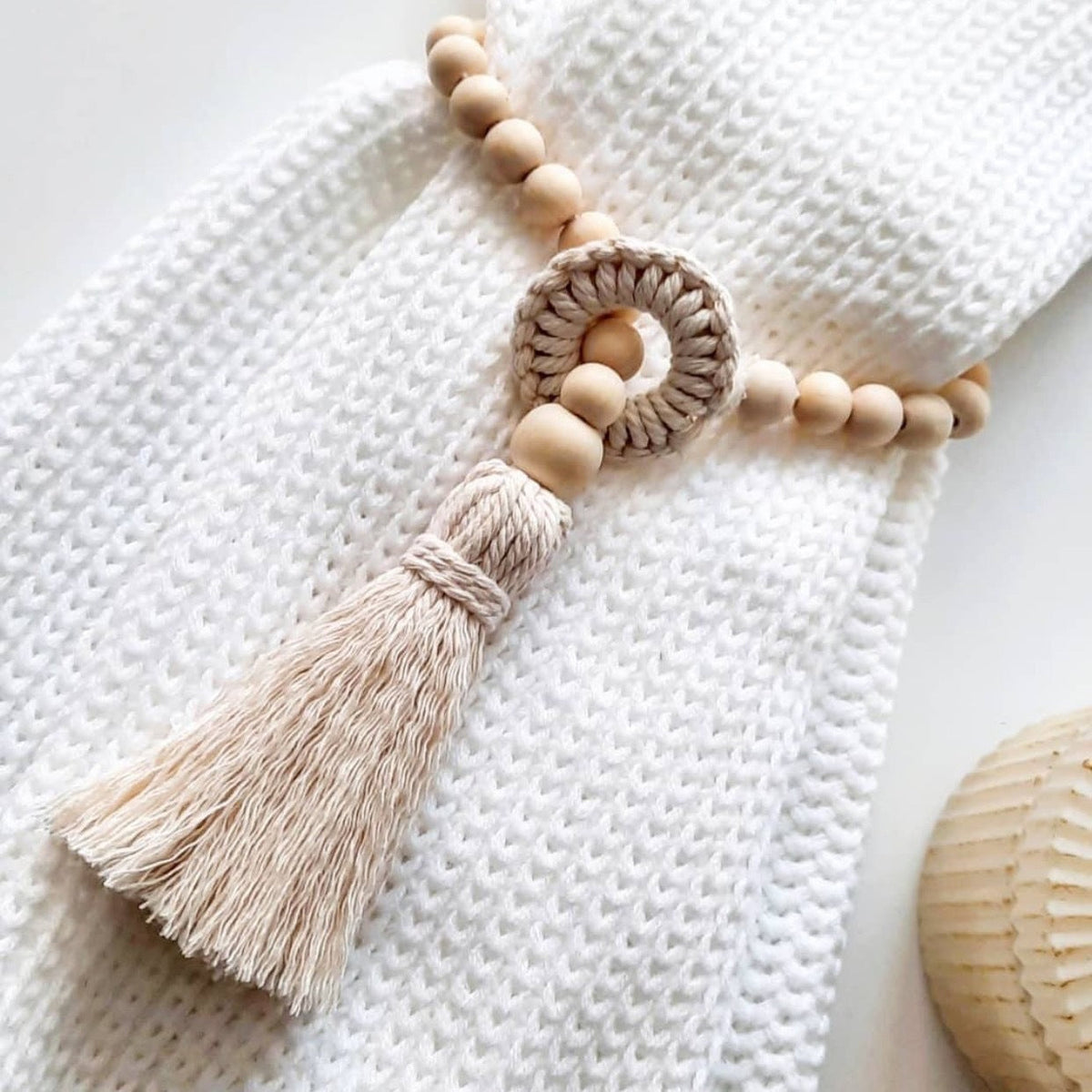 Decorative Beaded Keychain Holder | TheKanta