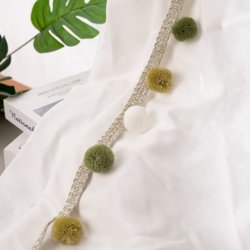 Decorative Pom Trim | TheKanta