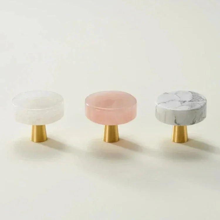 Dorbora Brass Knobs