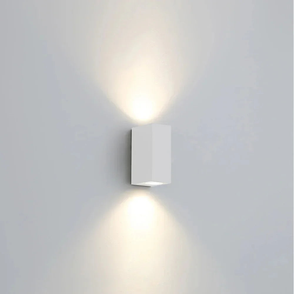 Dortanta LED Wall Lamp