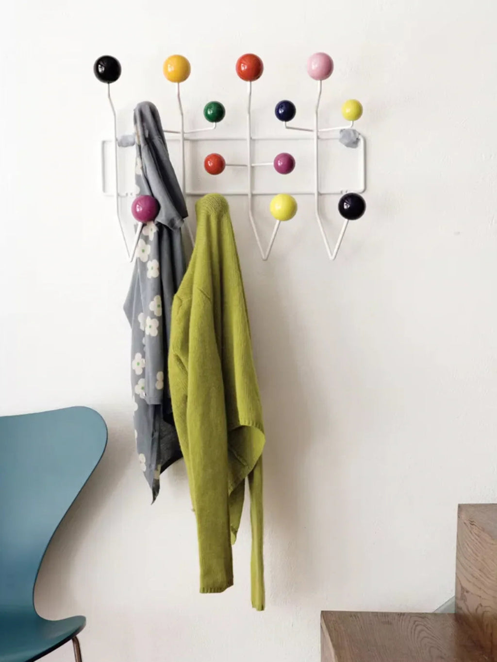 Drerira Coat Hanger