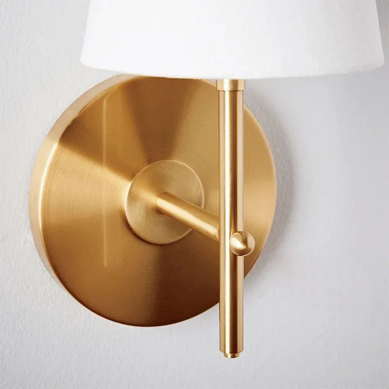 Dretyra Wall Lamp
